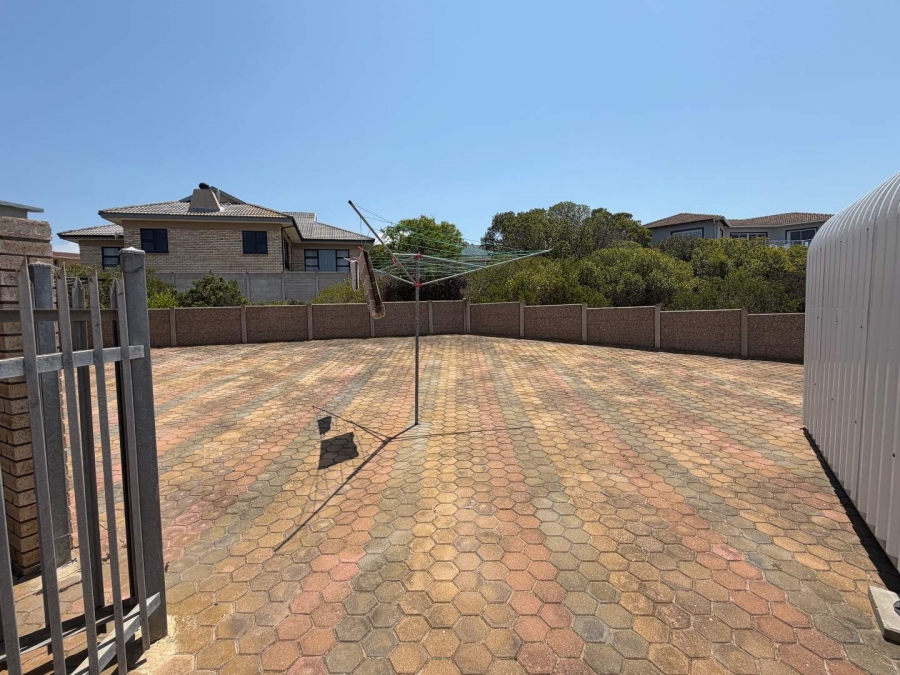 4 Bedroom Property for Sale in Dana Bay Western Cape